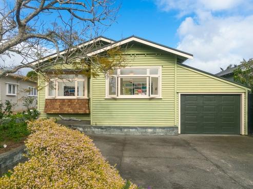 92 Kiwi Road, Point Chevalier