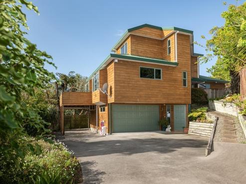 7 Lagoon Place, Poike