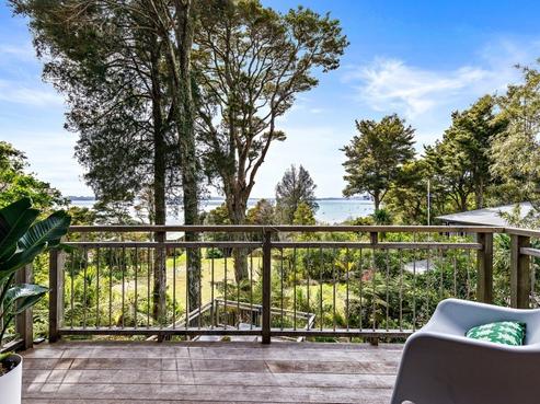 9 Willjames Avenue, Algies Bay