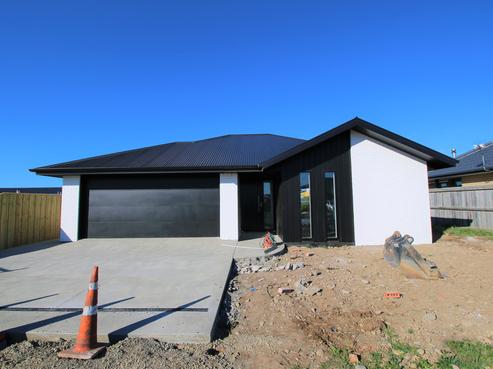 27 Greenstone Street, Rolleston