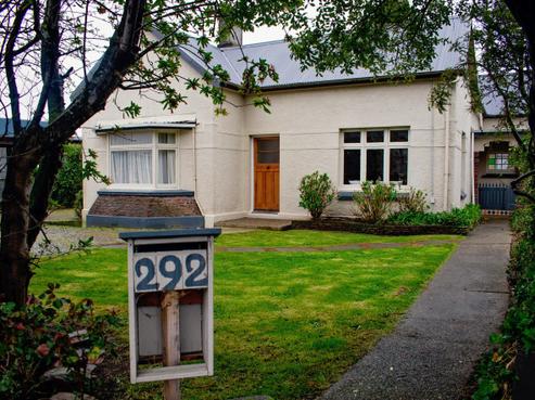 292 Tay Street, Turnbull Thomson Park