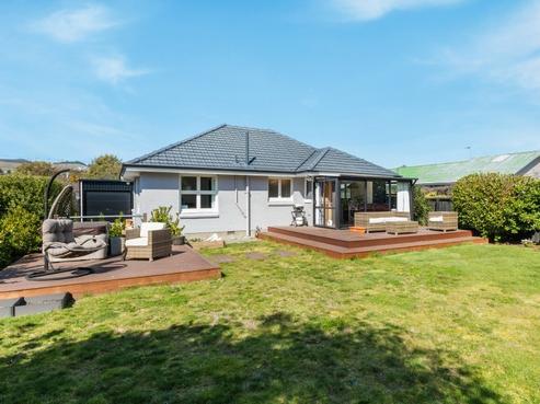 73 Stanbury Avenue, Somerfield