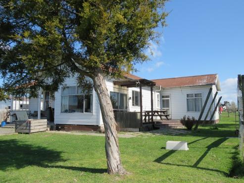 2046 Pakowhai Road, Pakowhai