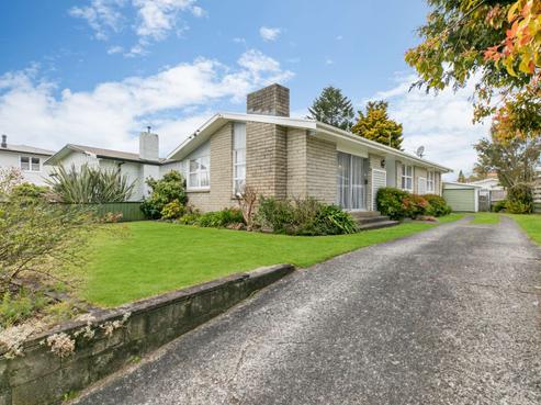 9 Macmurdo Avenue, Glenview