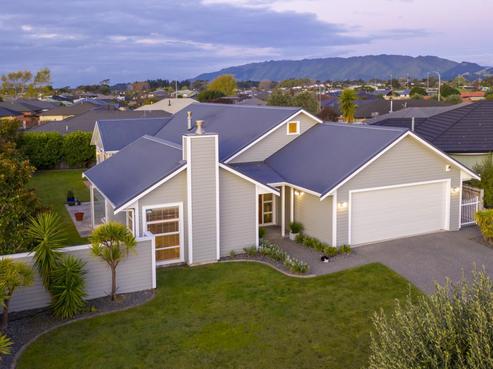 37 Consort Close, Paraparaumu Beach