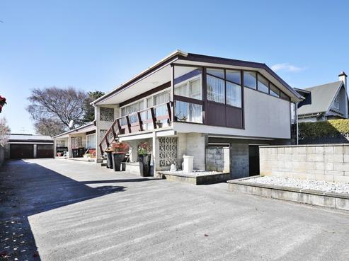 157 Queens Drive, Richmond