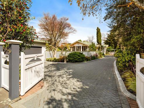 10 Golf Road, Heretaunga