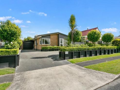 1 Stevenson Place, Leamington