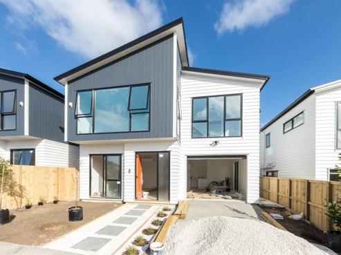 31 Herekino Street, Westgate