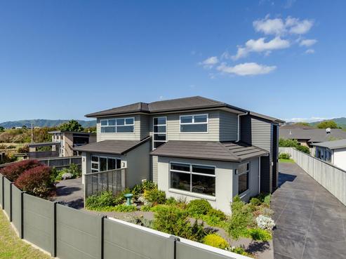 6 Hana Udy Place, Paraparaumu Beach