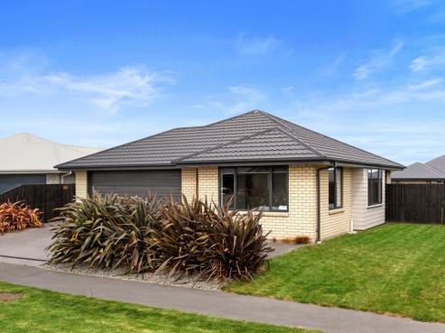 8 Lawrence Drive, Rolleston