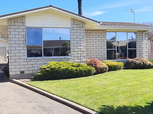 11 Gibbs Drive, Woodend