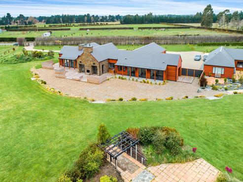 855 Marshmans Road, Sefton