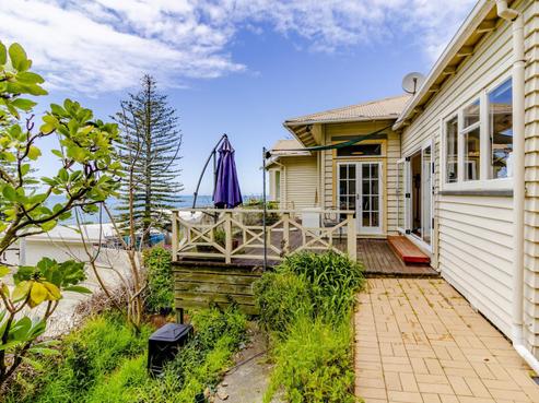 6 Seaview Terrace, Napier Hill