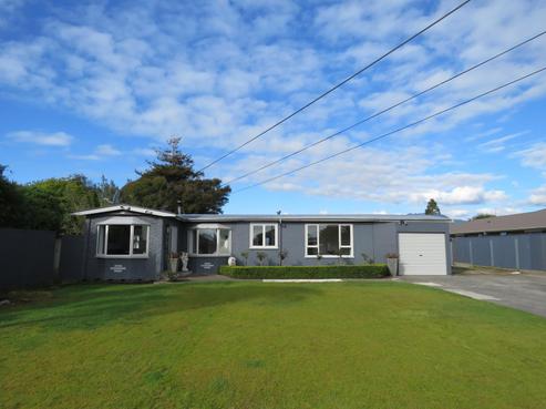 115 Russell Street, Westport