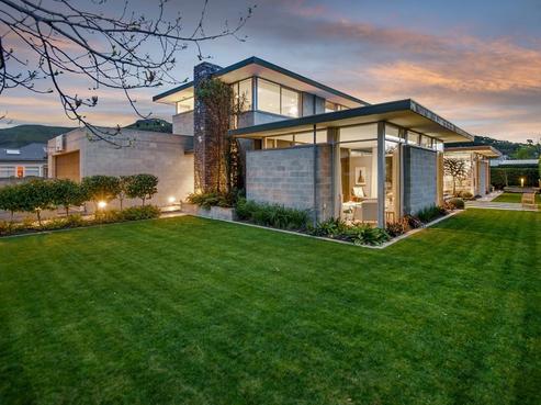 18 Menzies Street, Sumner