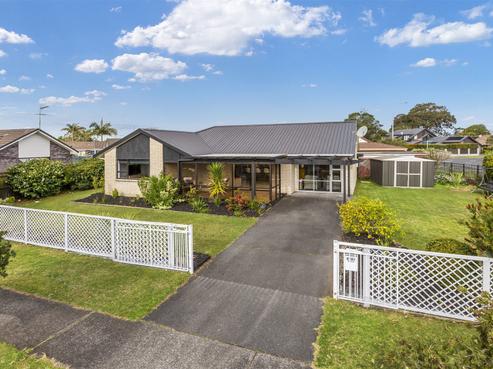 2/99 Riverside Road, Orewa