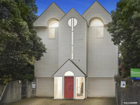 100 Hill Street, Thorndon
