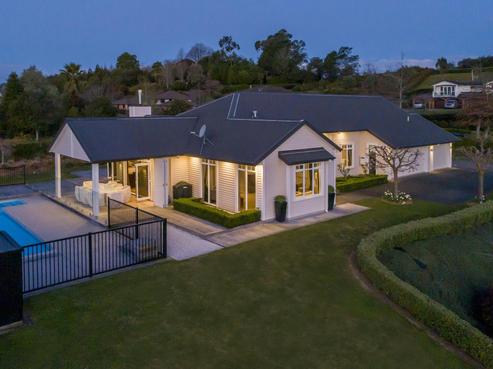 48 Phillips Drive, Oropi
