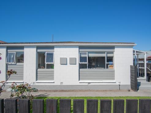14 Kawau Crescent, Bromley