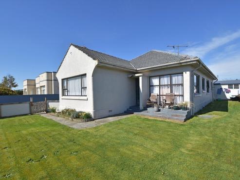 63 Dome Street, Newfield