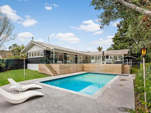 12 Iorangi Place, Hillpark