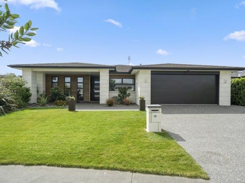 14 Taranui Way, Paraparaumu Beach
