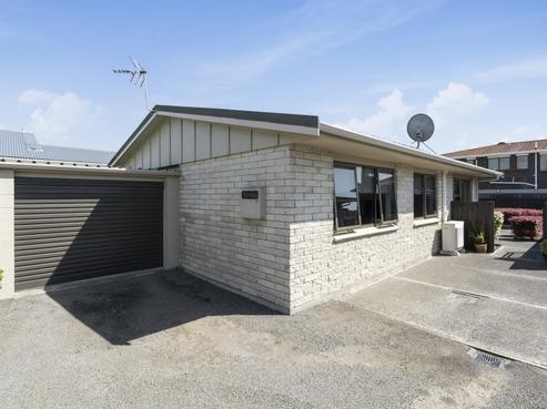 11A Karamu Street, Strandon