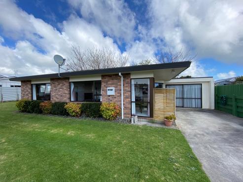 13C Domett Street, Waitara