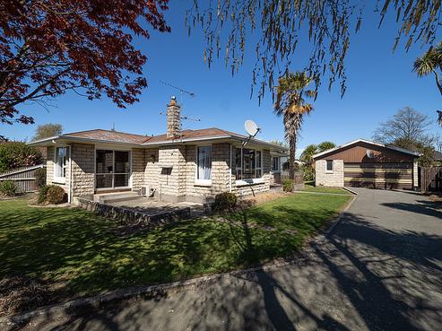 8 Hillier Place, Allenton