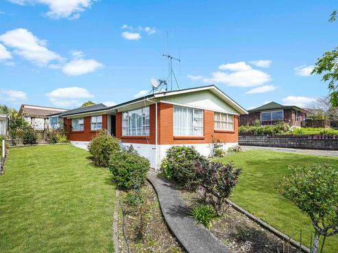 25 Sunnyhills Avenue, Glenview