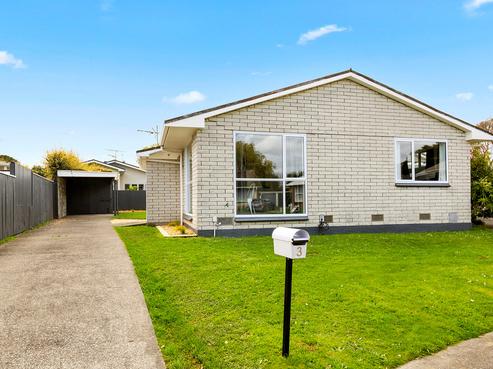 3 Amberley Grove, Central Hutt