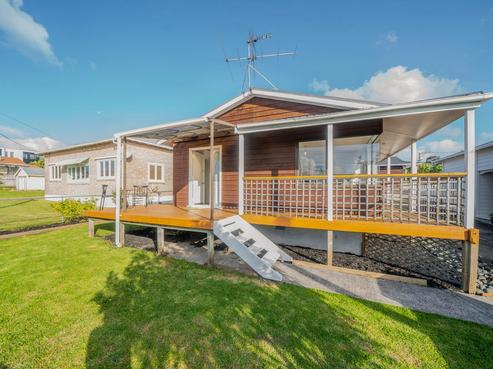 2/20 Corrella Road, Belmont