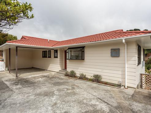 24 Percy Dyett Drive, Karori