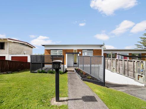2/10 Girrahween Drive, Totara Vale