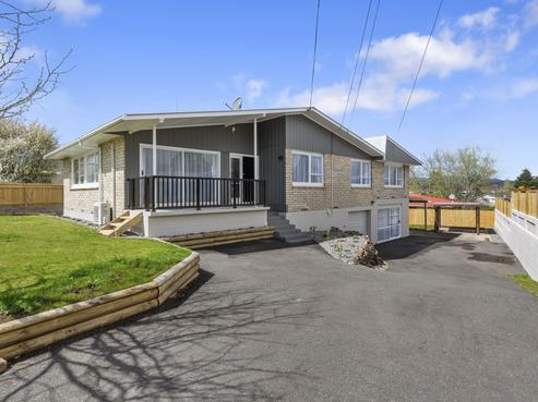 30 Mount View Drive, Mangakakahi