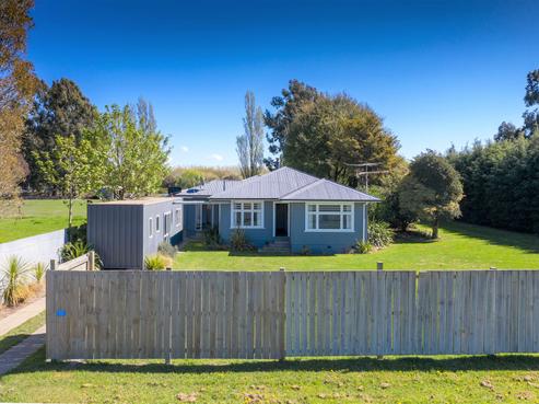 224 River Road, Elgin