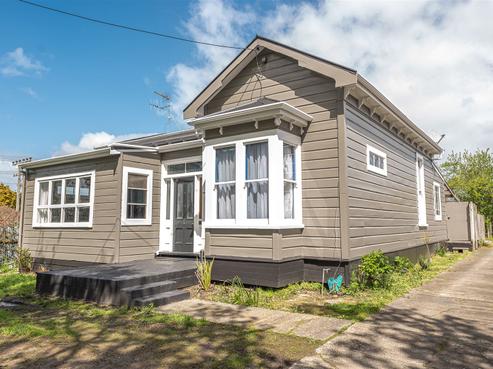 49 Halswell Street, Whanganui Central