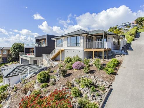 27 Tuawera Terrace, Clifton