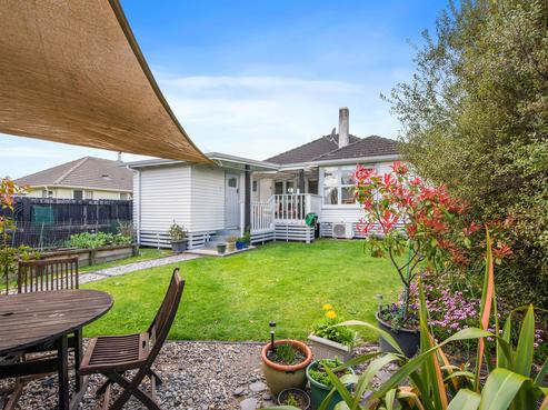 44 Meadowbank Crescent, Fordlands