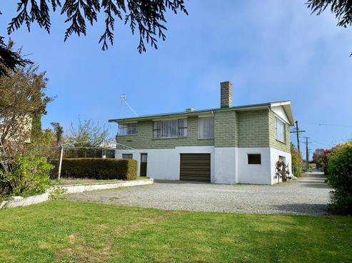 9 Cross Street, Marchwiel