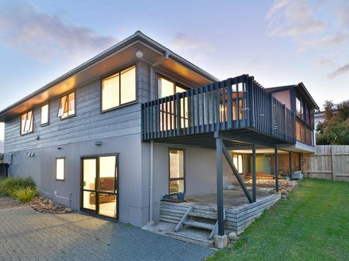 114 Weatherly Road, Torbay