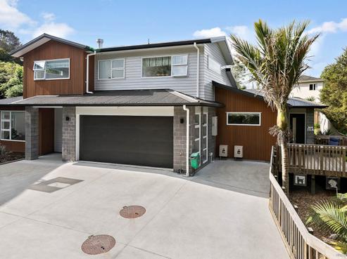 111 Glenvar Road, Torbay