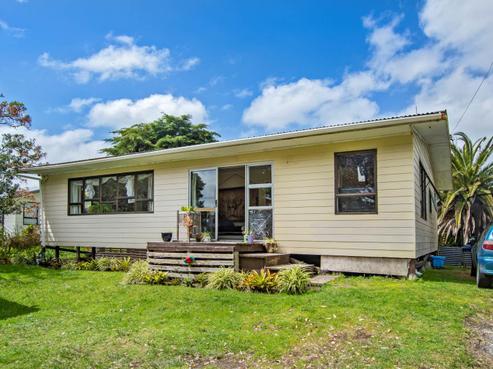 281 One Tree Point Road, One Tree Point