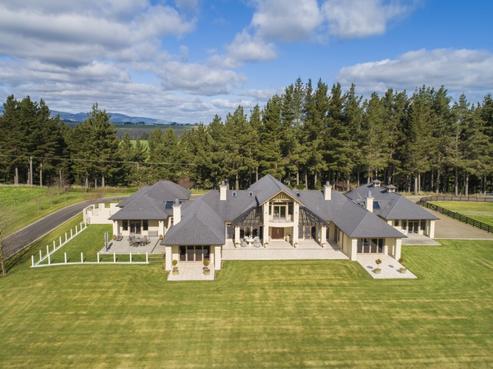 1680 Kimbolton Road, Cheltenham