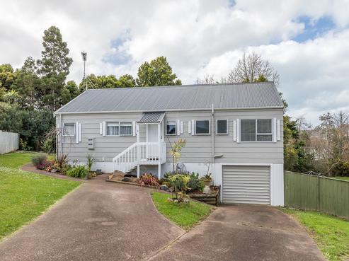 17 Celeste Place, Totara Vale