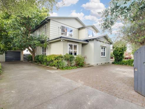 906 Saint Aubyn Street East, Parkvale