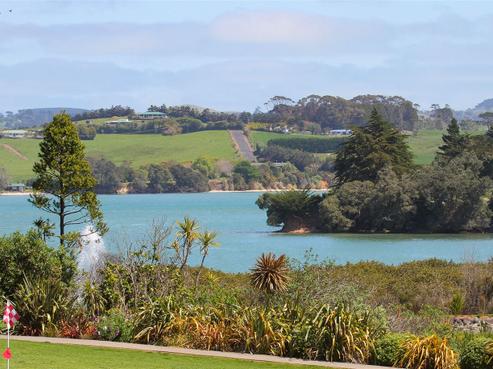 25 Stella Drive, Clarks Beach
