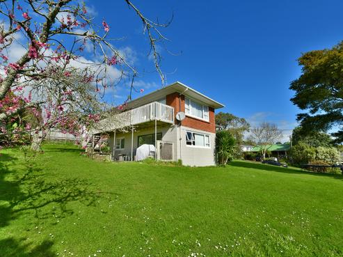 28 Downer Street, Helensville
