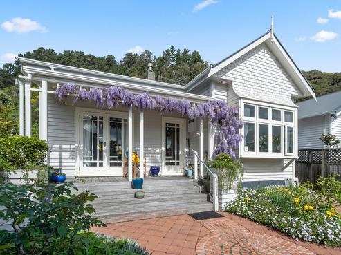 113 Muritai Road, Eastbourne